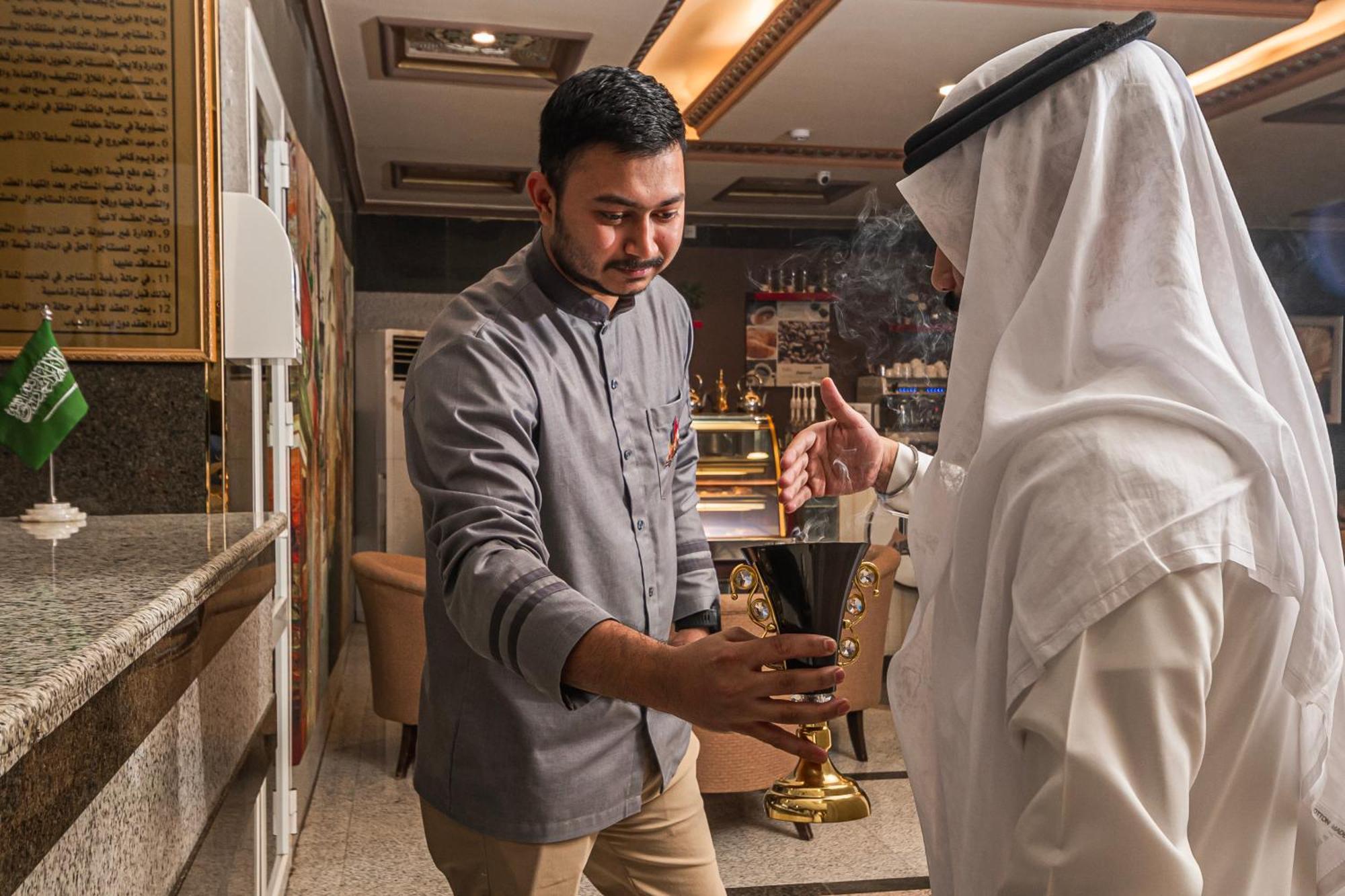 麦地那Ghalyt Ohud公寓式酒店 外观 照片
